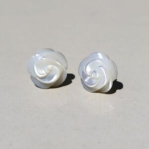 Elegant White Mother-of-Pearl Rose Stud Earrings